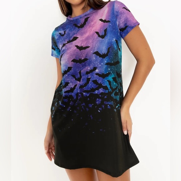 Blackmilk “BATS IN SPACE SWING TEE DRESS - LIMITED” Size Medium M NWT - Picture 7 of 16